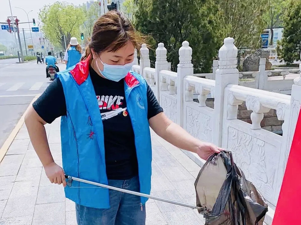 包含北大人民医院、门头沟区票贩子挂号电话，打开有联系方式的词条